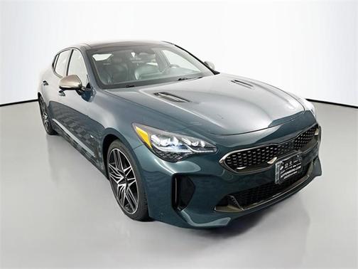 2022 Kia Stinger GT2