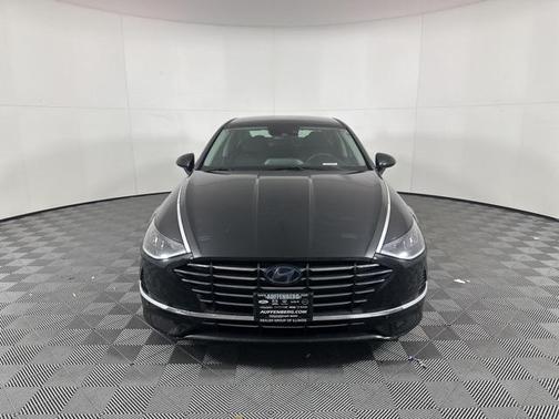 2020 Hyundai SONATA SE