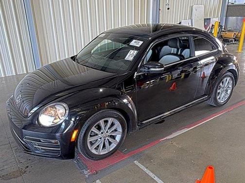 2018 Volkswagen Beetle 2.0T SE