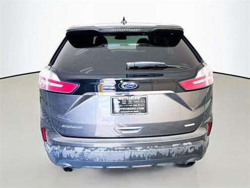 2019 Ford Edge SE