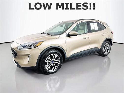 2020 Ford Escape SEL