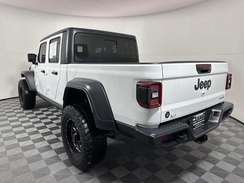 2020 Jeep Gladiator Sport