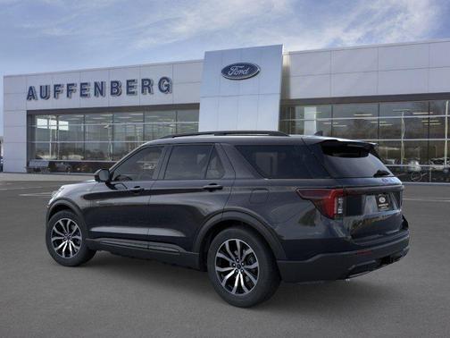 Black Metallic 2026 Ford Explorer ST-Line