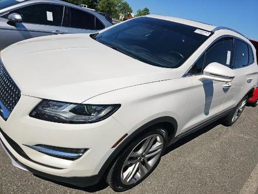 White Platinum Clearcoat Metallic 2019 Lincoln MKC Reserve