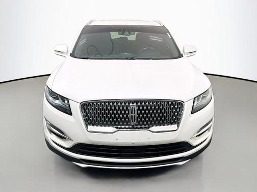 White Platinum Clearcoat Metallic 2019 Lincoln MKC Reserve