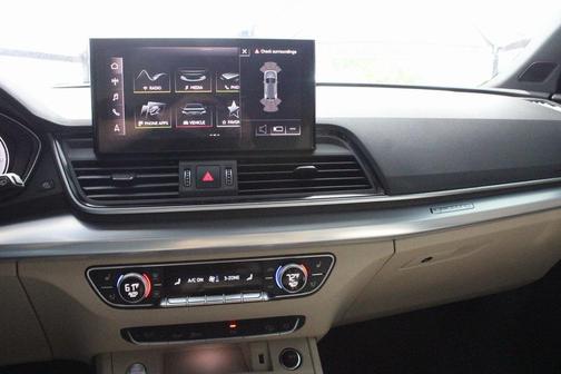 2024 Audi Q5 45 S line Premium Plus