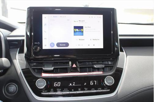 2025 Toyota Corolla Cross XLE