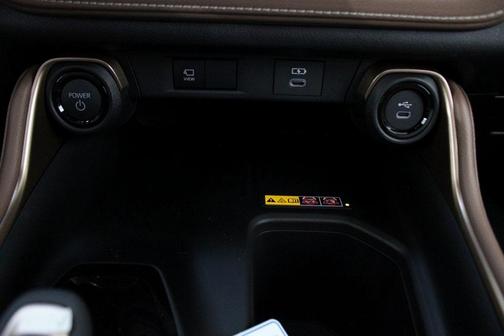 2025 Toyota Grand Highlander Hybrid MAX Platinum