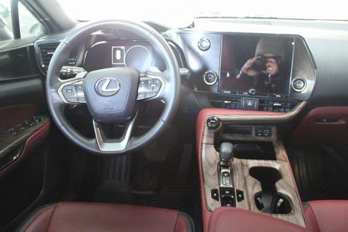 2025 Lexus NX 250 Base
