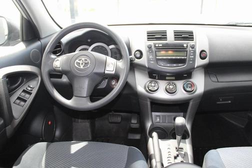 2007 Toyota RAV4 Sport