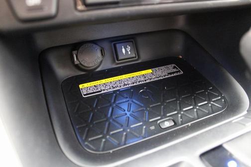 2019 Toyota RAV4 Hybrid XSE