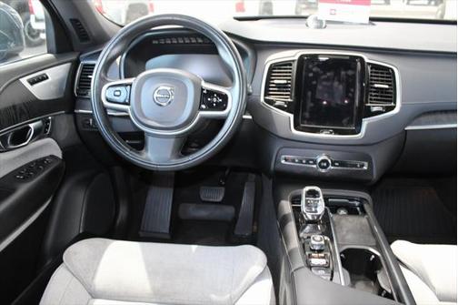 2021 Volvo XC90 Recharge Plug-In Hybrid T8 Inscription 7 Passenger