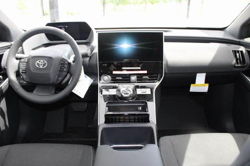 2025 Toyota bZ4X XLE