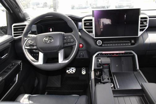 2025 Toyota Sequoia Platinum