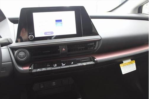 2025 Toyota Prius L
