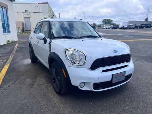 2012 MINI Cooper S Countryman Base