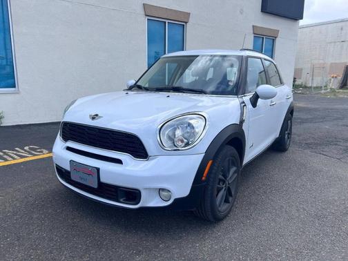 2012 MINI Cooper S Countryman Base