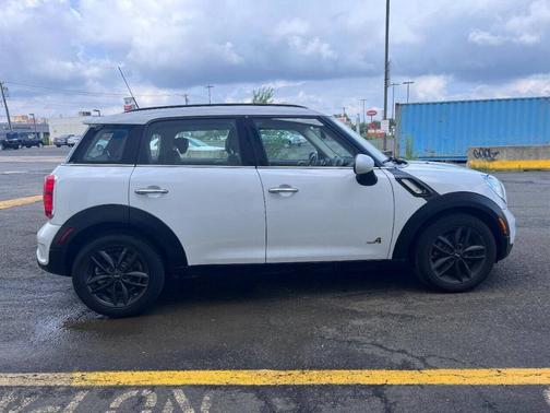 2012 MINI Cooper S Countryman Base