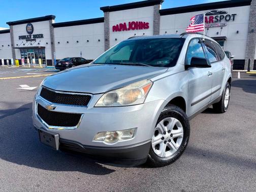 2011 Chevrolet Traverse LS