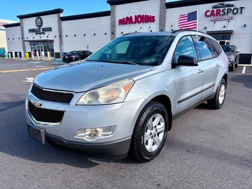 2011 Chevrolet Traverse LS