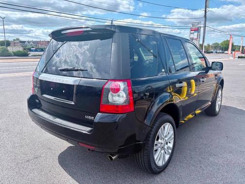 2009 Land Rover LR2 W/ TECHNOLOGY PACKAGE