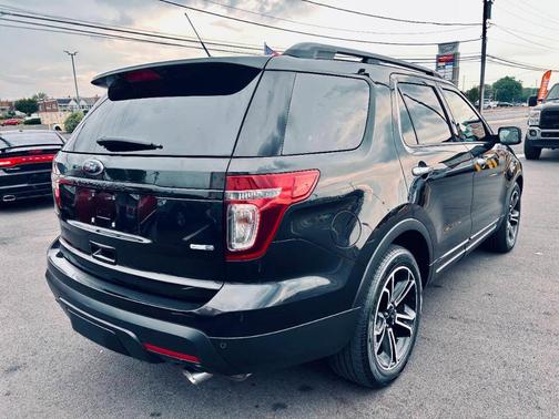 2014 Ford Explorer Sport