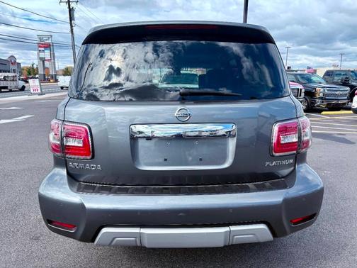 2017 Nissan Armada Platinum