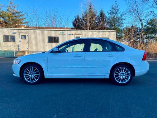 2009 Volvo S40 2.4i