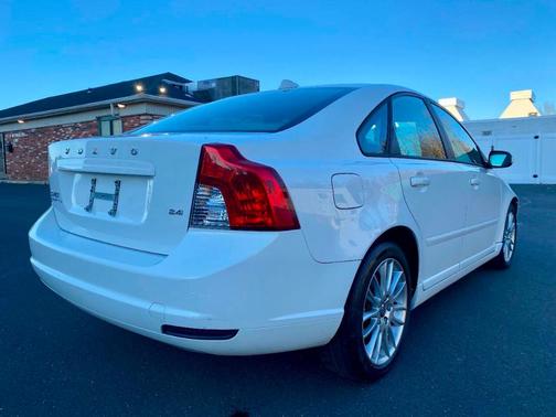 2009 Volvo S40 2.4i