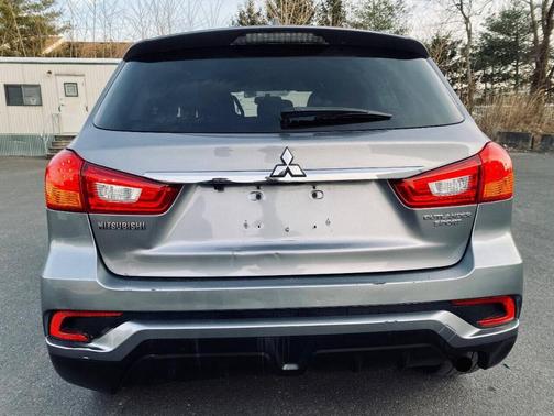 2019 Mitsubishi Outlander Sport ES