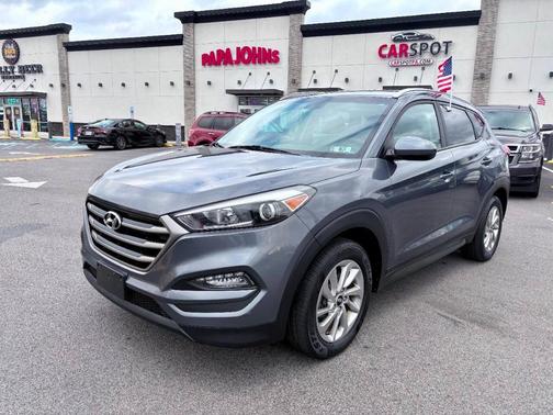 2016 Hyundai TUCSON SE