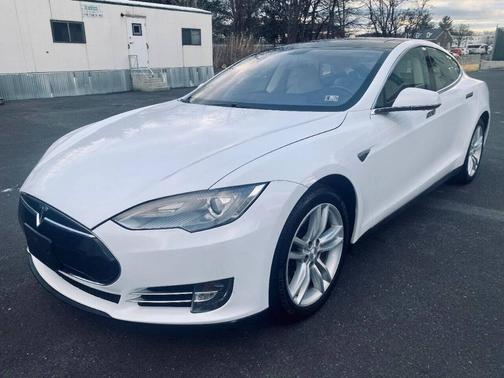 2014 Tesla Model S Performance