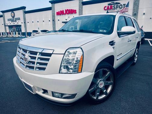 2011 Cadillac Escalade Premium