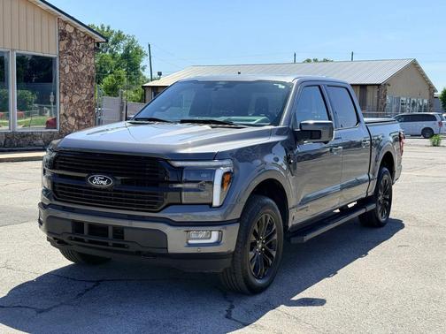 Carbonized Gray Metallic 2024 Ford F-150 Lariat