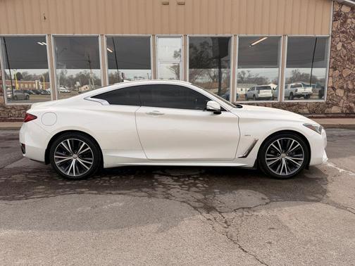 2019 INFINITI Q60 3.0T LUXE