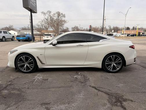 2019 INFINITI Q60 3.0T LUXE