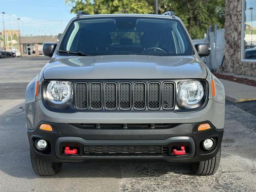 2020 Jeep Renegade Trailhawk