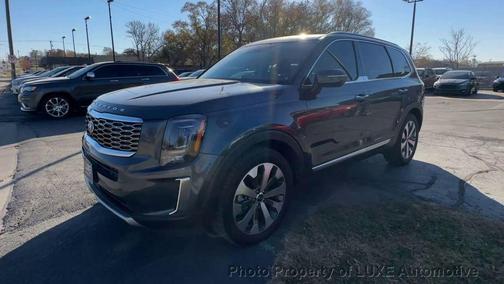 Photo 4 of 32 of 2020 Kia Telluride S