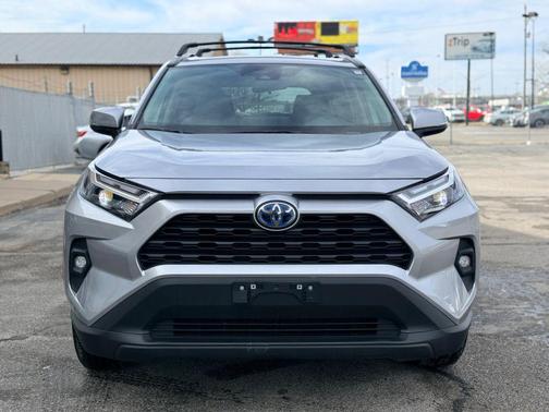 2023 Toyota RAV4 Hybrid XLE Premium