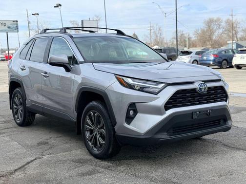 2023 Toyota RAV4 Hybrid XLE Premium