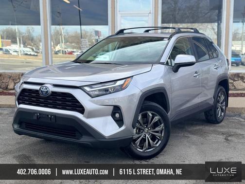 2023 Toyota RAV4 Hybrid XLE Premium