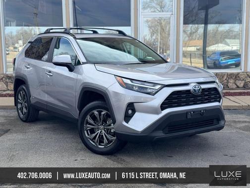 2023 Toyota RAV4 Hybrid XLE Premium