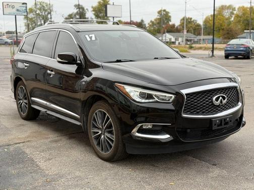 2017 INFINITI QX60 Base