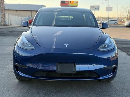 2024 Tesla Model Y Long Range Dual Motor All-Wheel Drive