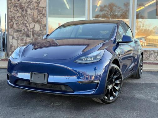 2024 Tesla Model Y Long Range Dual Motor All-Wheel Drive