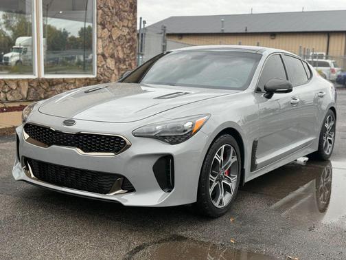 2019 Kia Stinger GT2