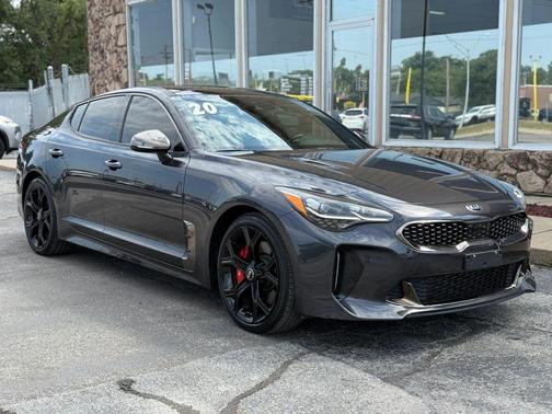 2020 Kia Stinger GT2