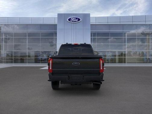 2025 Ford F-350 Lariat Super Duty