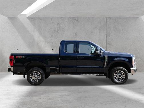 2023 Ford F-350 Lariat Super Duty
