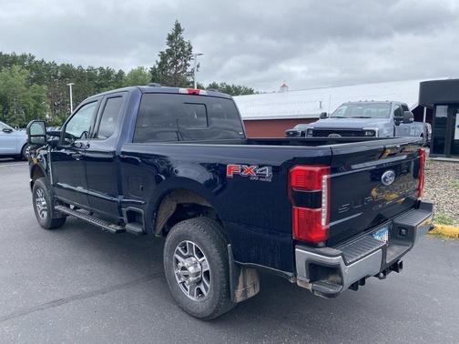 2023 Ford F-350 Lariat Super Duty